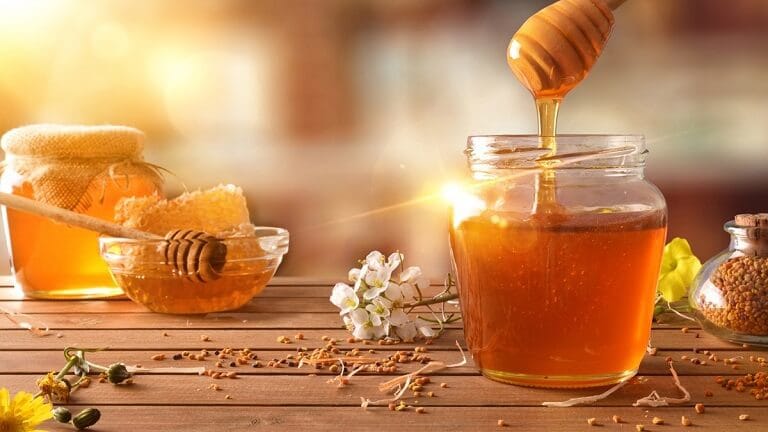Top 5 tác dụng của đông trùng hạ thảo ngâm mật ong